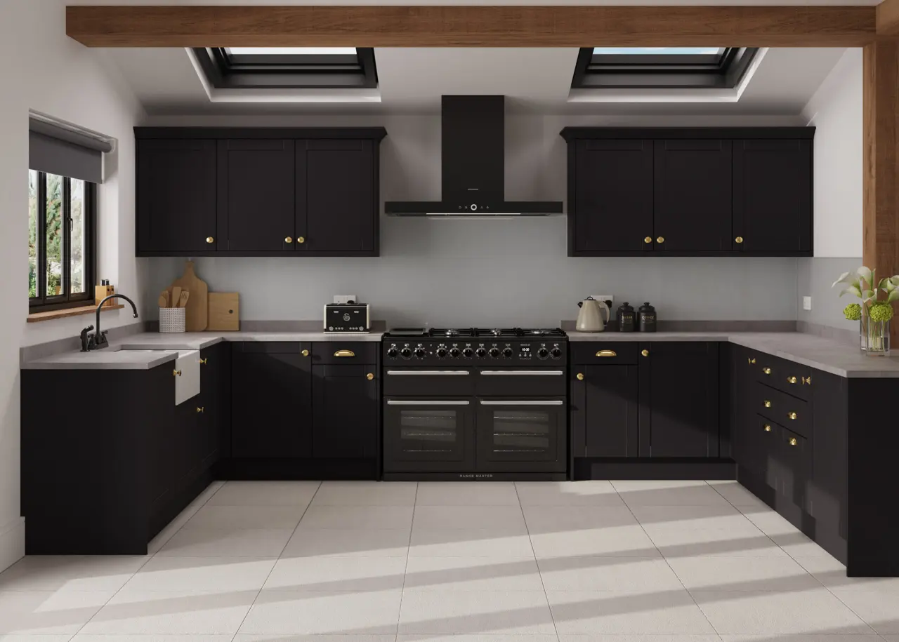 Shaker (70mm stile) in Supermatt Black kitchen